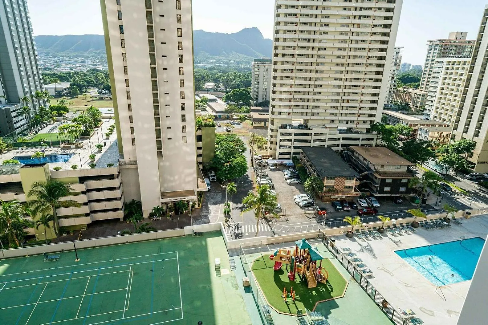 Spacious 14Th Floor Corner Suite, Partial Diamond Head And Ocean Views With Free Parking! Honolulu 0*,  United States