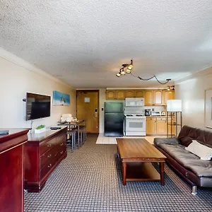 Apartment The Bamboo Oasis At Bamboo Waikiki #307, Honolulu